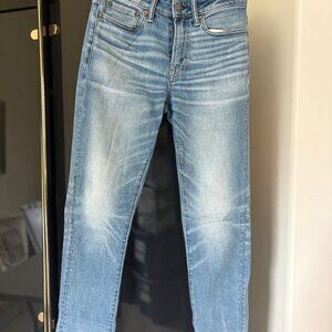 EUC American Eagle Jeans  SLIM 28 x 34